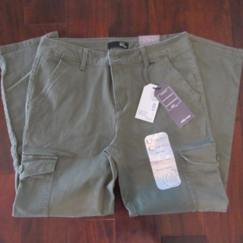 1822 Denim Olive Utility Cargo Pants Size 12 NWT Straight Leg